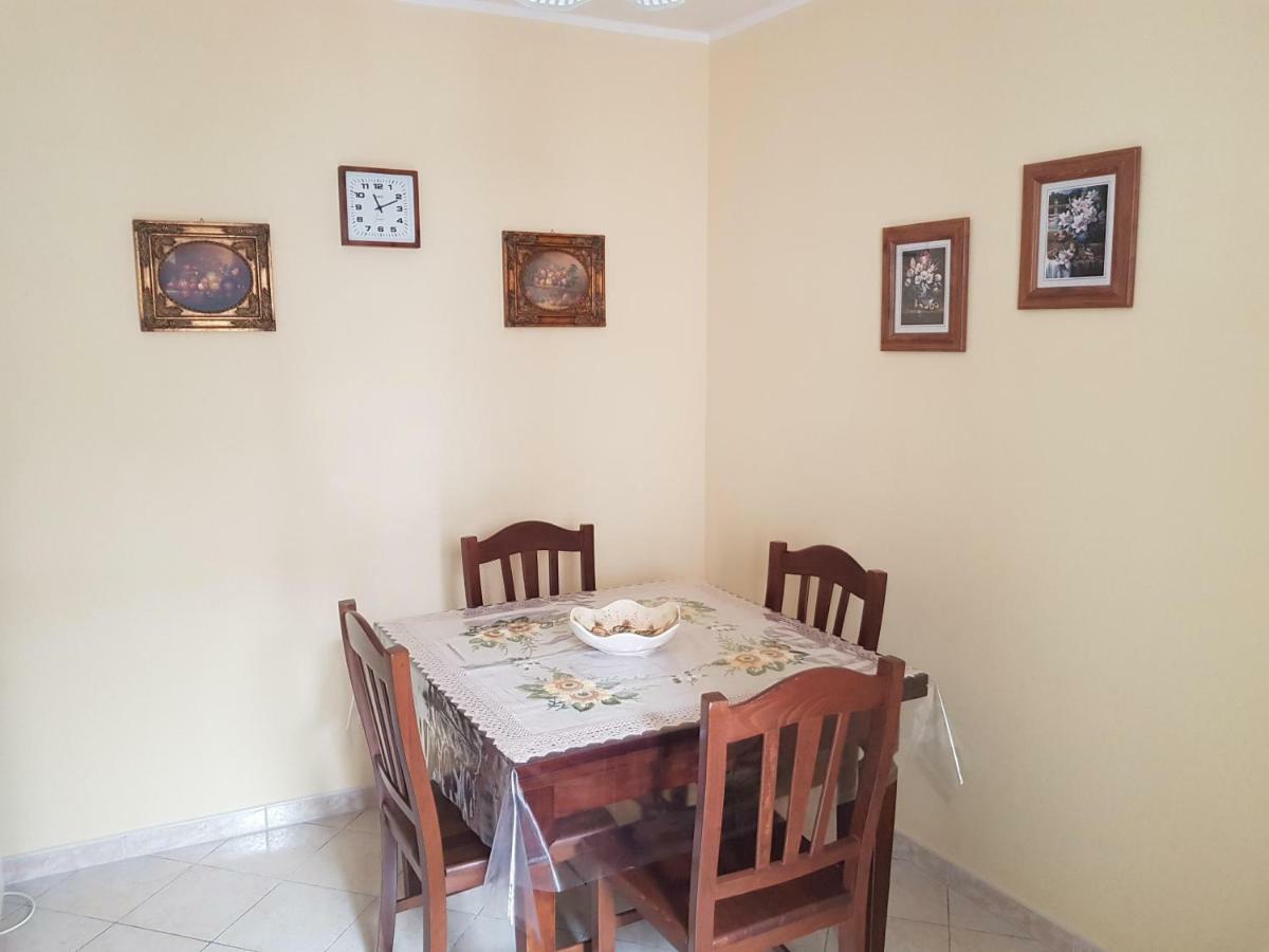 Half House Floridia Villa Bagian luar foto